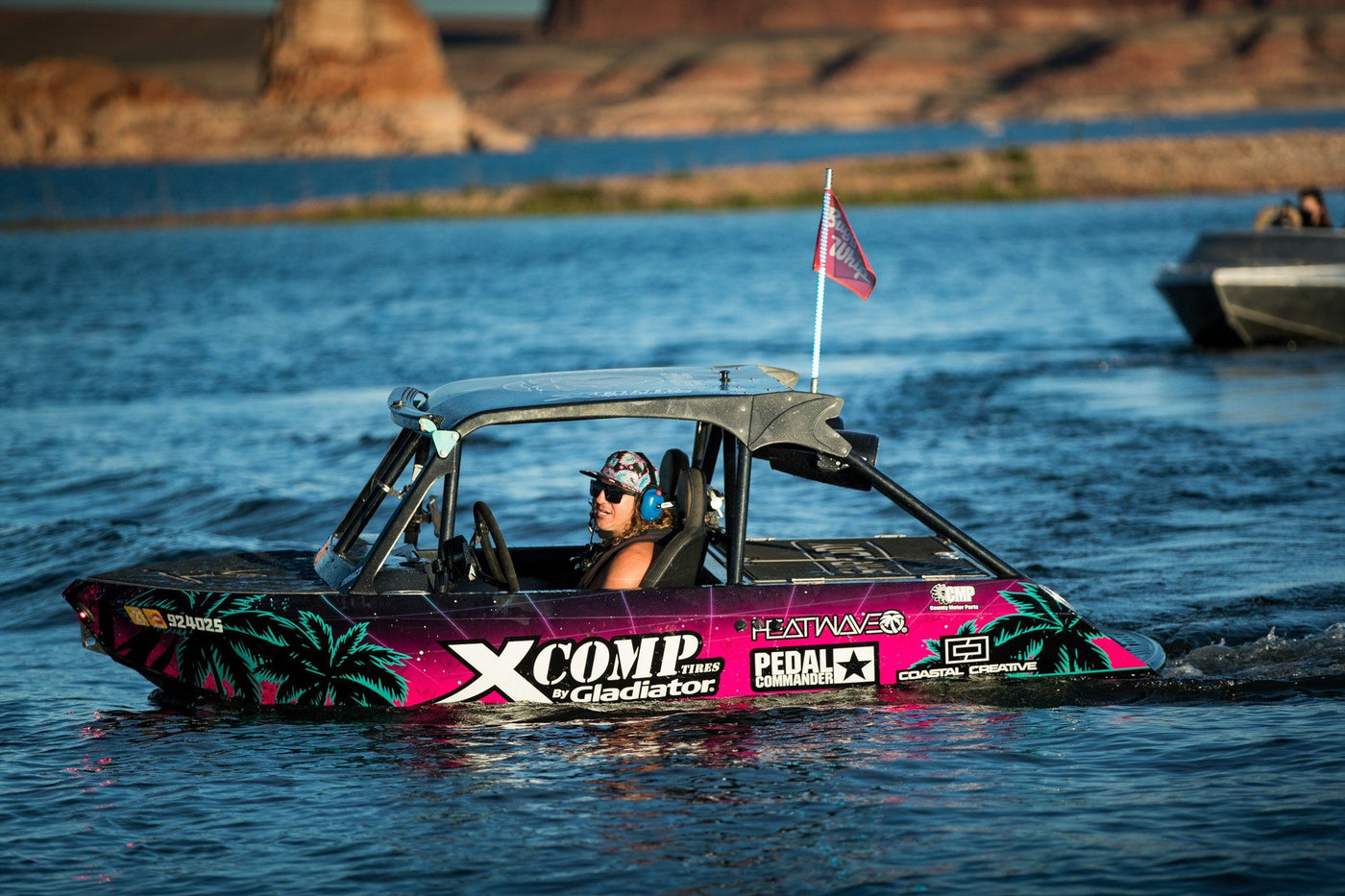 Mini Boat Mafia – Rugged On The Water